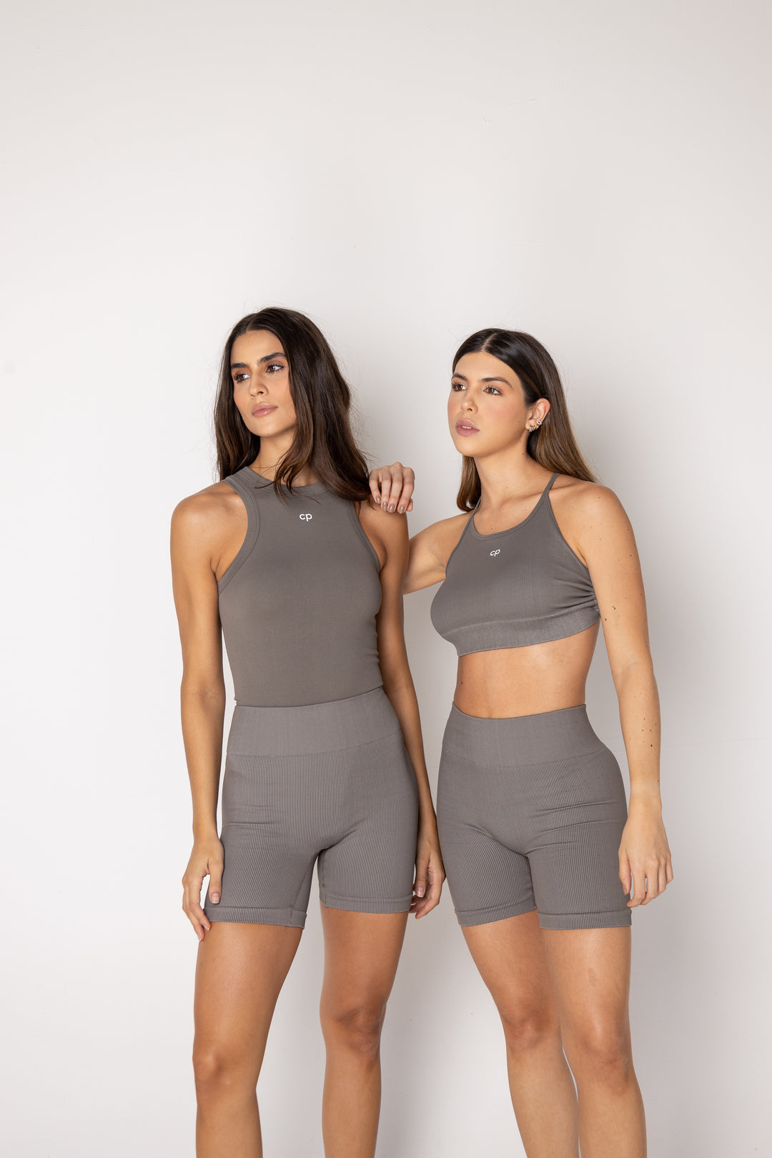 SHORT EVOLVE ELASTIC