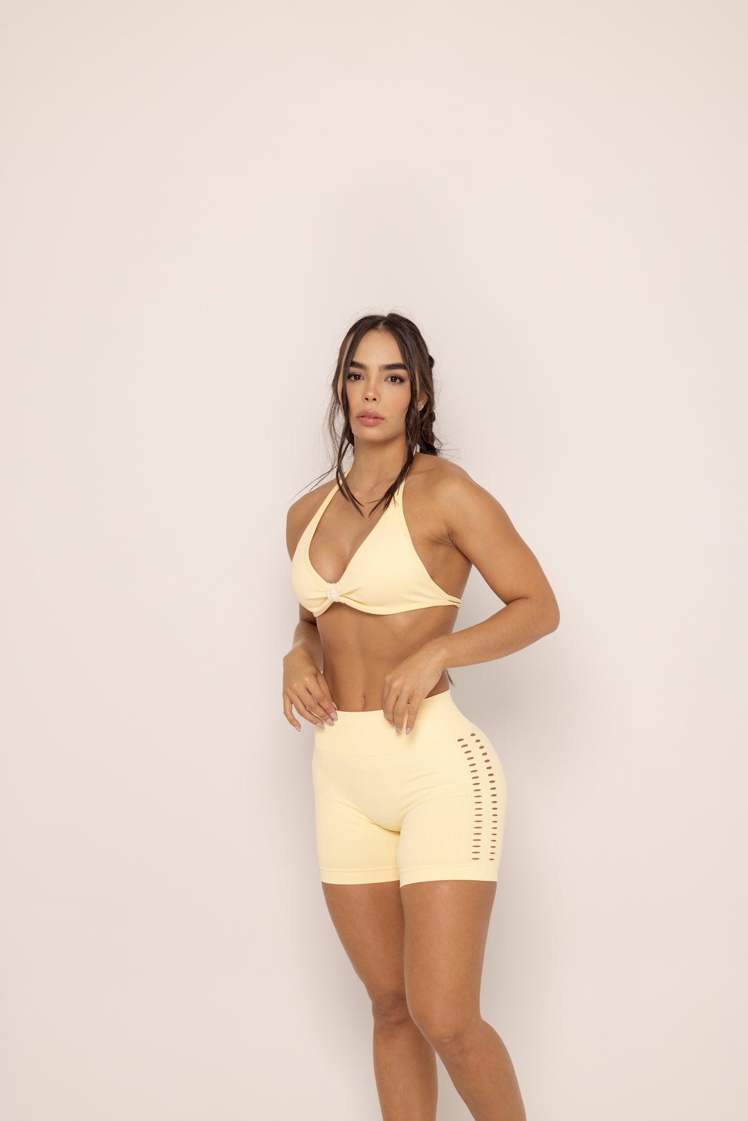 SHORT CASUAL